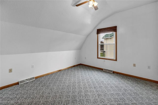17 E Franklin Street, Newton Falls, OH 44444