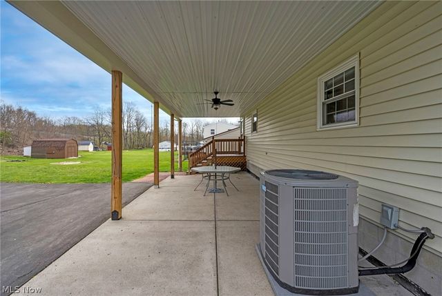 17 E Franklin Street, Newton Falls, OH 44444