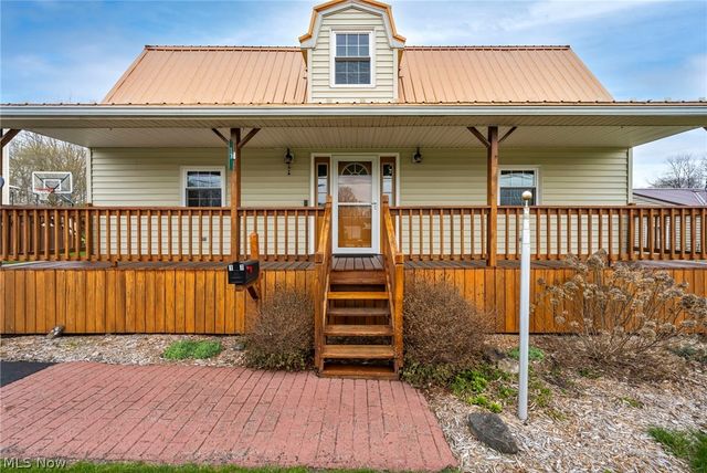 17 E Franklin Street, Newton Falls, OH 44444