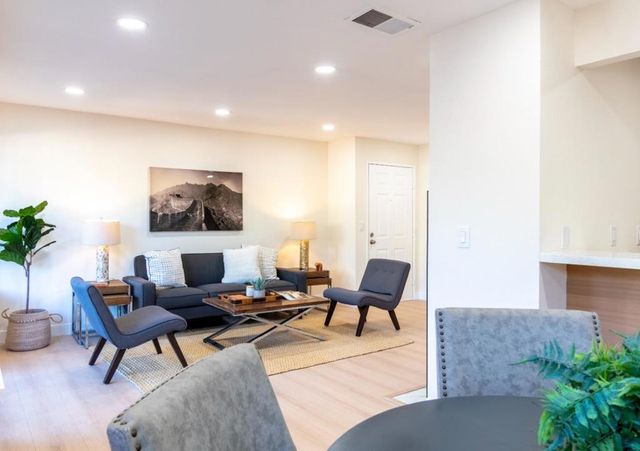 4822 Pine Forest Place, San Jose, CA 95118