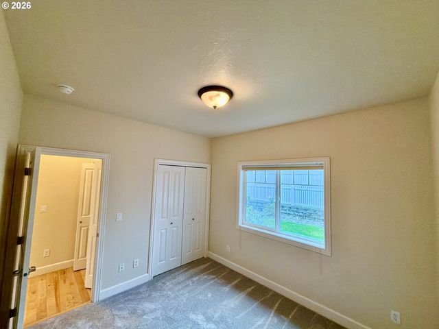 1251 MOORE St A, Brookings, OR 97415