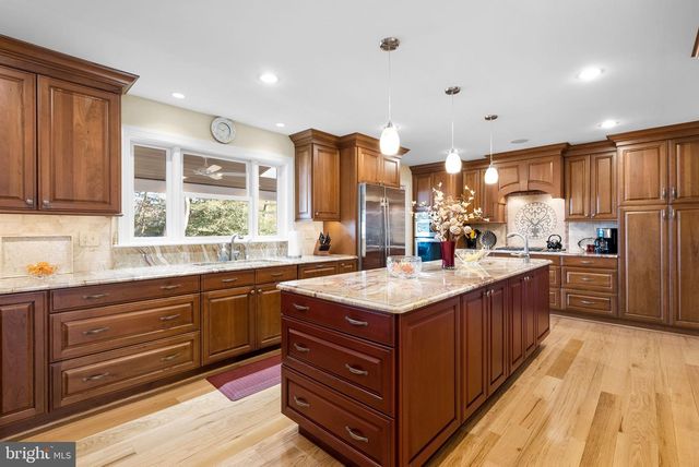 531 POINT FIELD DR, Millersville, MD 21108