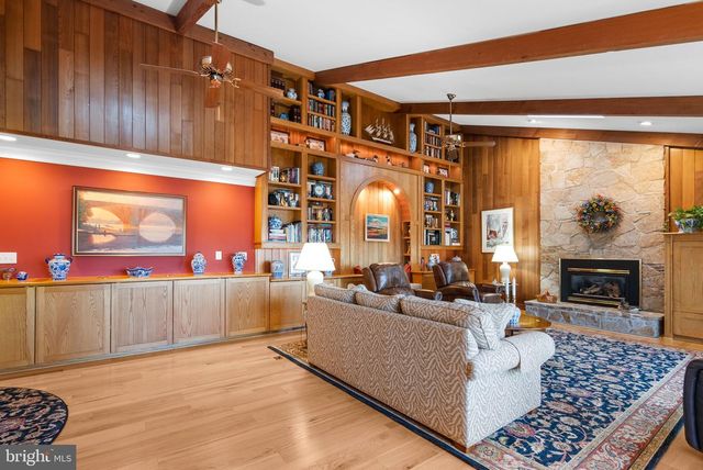 531 POINT FIELD DR, Millersville, MD 21108