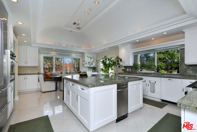 3848 Alonzo Avenue, Encino (los Angeles), CA 91316