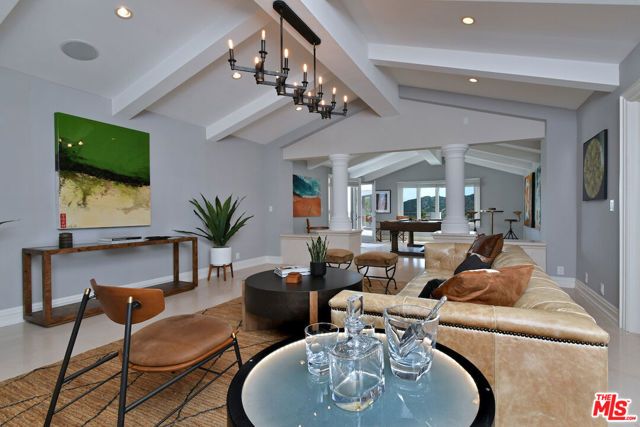 3848 Alonzo Avenue, Encino (los Angeles), CA 91316