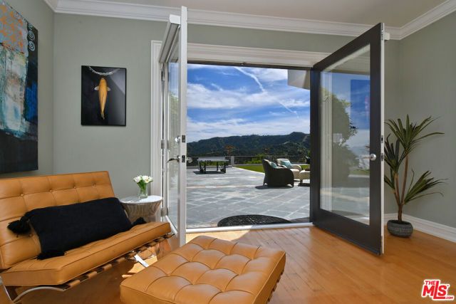 3848 Alonzo Avenue, Encino (los Angeles), CA 91316