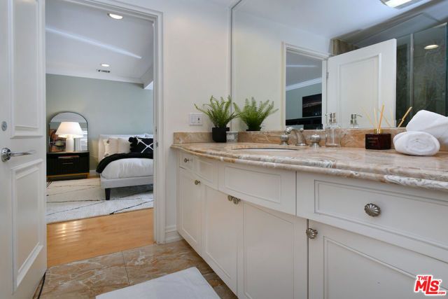 3848 Alonzo Avenue, Encino (los Angeles), CA 91316