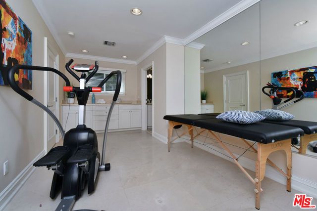 3848 Alonzo Avenue, Encino (los Angeles), CA 91316