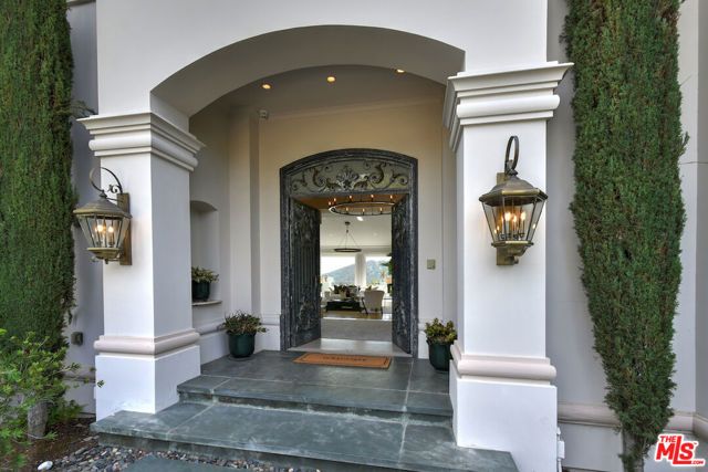 3848 Alonzo Avenue, Encino (los Angeles), CA 91316