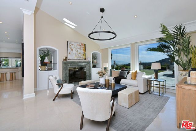 3848 Alonzo Avenue, Encino (los Angeles), CA 91316