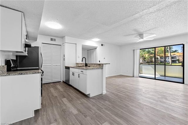 2094 Arbour Walk CIR 3018, Naples, FL 34109