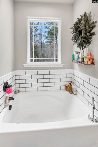 1047 Scooter Bridge Road, Batesburg, SC 29006