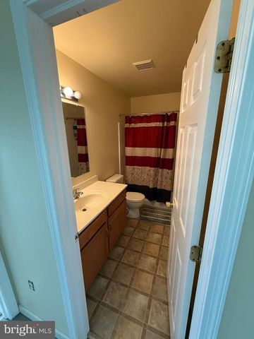 215 N SANDY LN, Sinking Spring, PA 19608