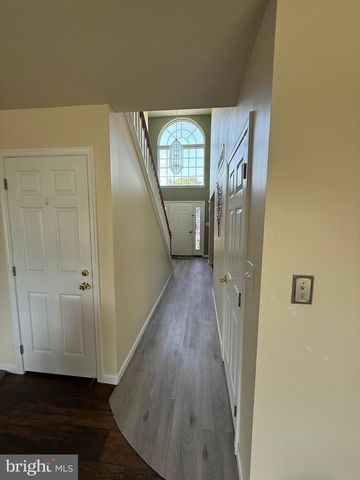 215 N SANDY LN, Sinking Spring, PA 19608
