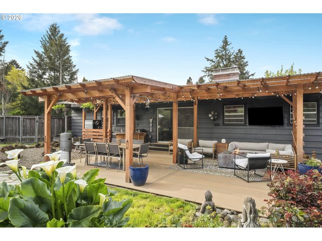 11710 Ne FARGO Ct, Portland, OR 97220