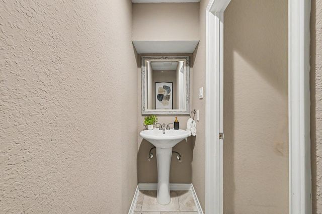 15211 Jamaica Drive, Willis, TX 77318