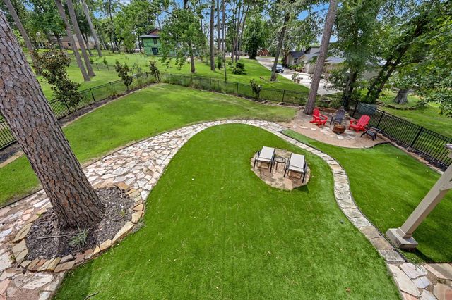 15211 Jamaica Drive, Willis, TX 77318