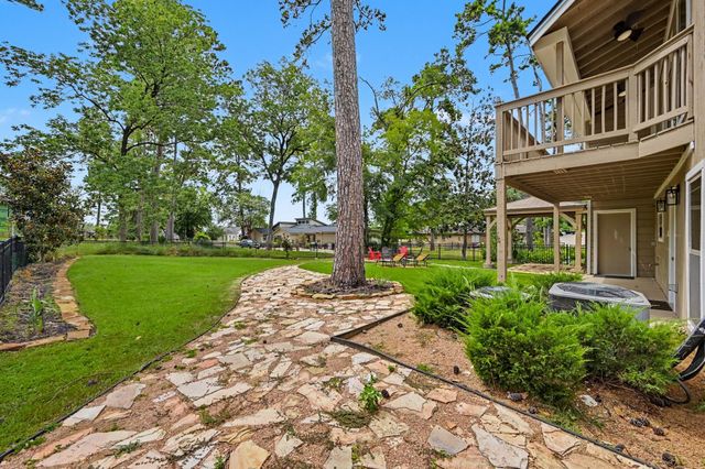 15211 Jamaica Drive, Willis, TX 77318
