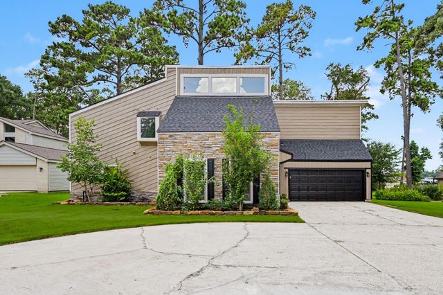 15211 Jamaica Drive, Willis, TX 77318