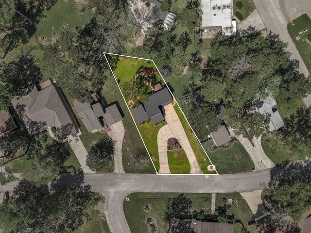 15211 Jamaica Drive, Willis, TX 77318
