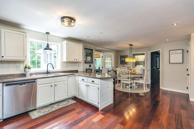 22 Sarah Drive, Merrimack, NH 03054