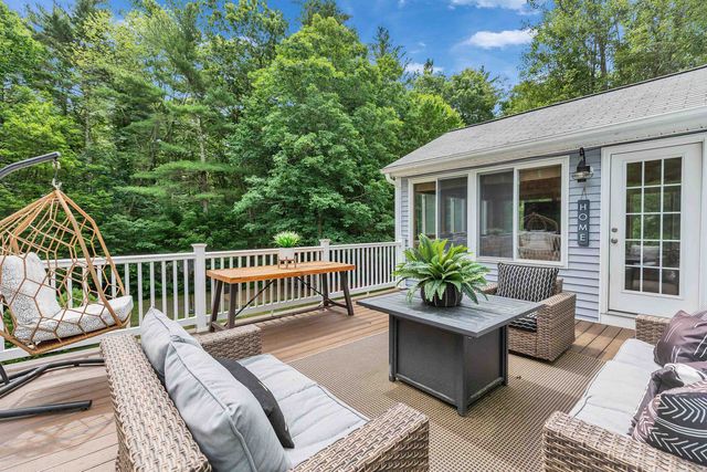 22 Sarah Drive, Merrimack, NH 03054