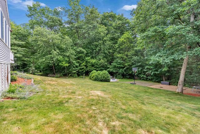 22 Sarah Drive, Merrimack, NH 03054