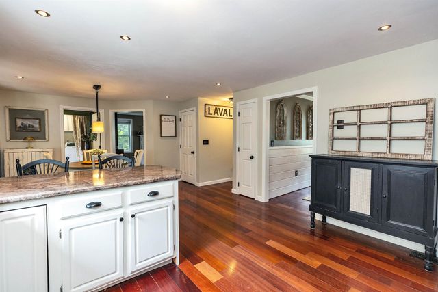 22 Sarah Drive, Merrimack, NH 03054