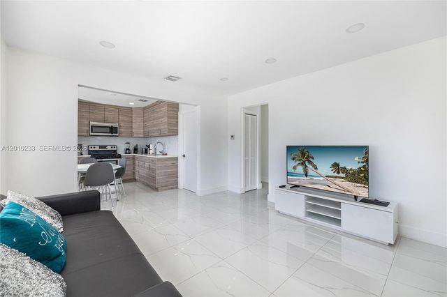 301 NW 34th Street, Miami, FL 33127