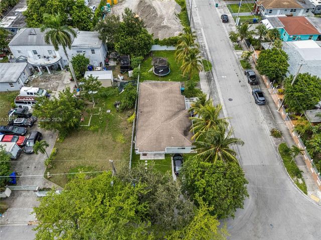 301 NW 34th Street, Miami, FL 33127