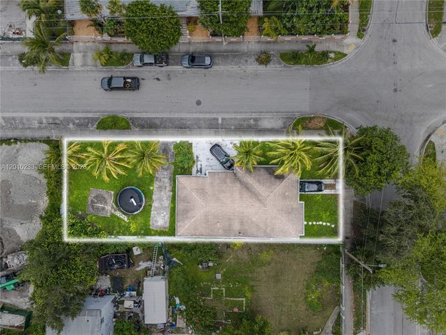 301 NW 34th Street, Miami, FL 33127