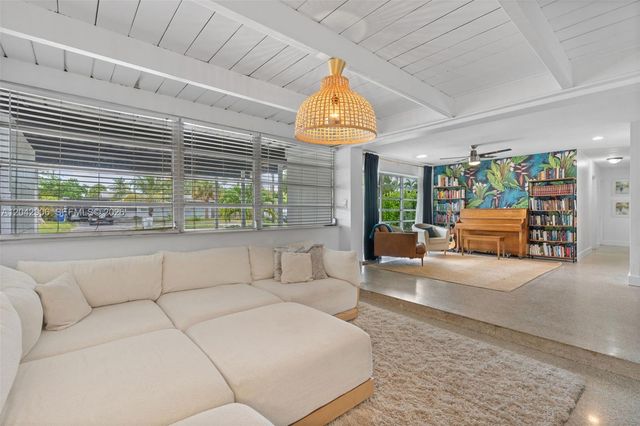 1250 NE 23rd Place, Pompano Beach, FL 33064