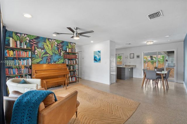 1250 NE 23rd Place, Pompano Beach, FL 33064