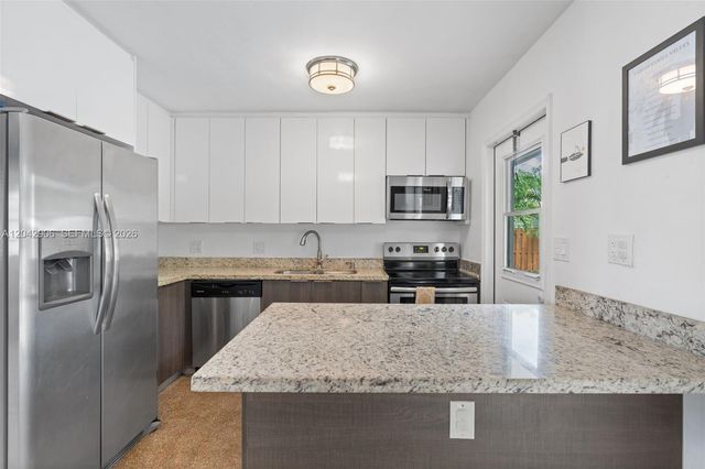 1250 NE 23rd Place, Pompano Beach, FL 33064