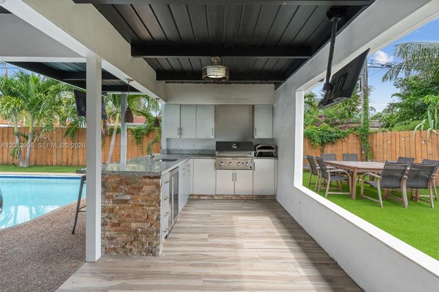 1250 NE 23rd Place, Pompano Beach, FL 33064