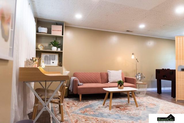 2820 S 33rd Street, Lincoln, NE 68506