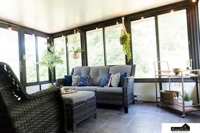 2820 S 33rd Street, Lincoln, NE 68506