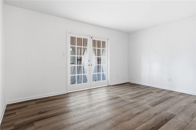 123 Maison NW Place, Atlanta, GA 30327