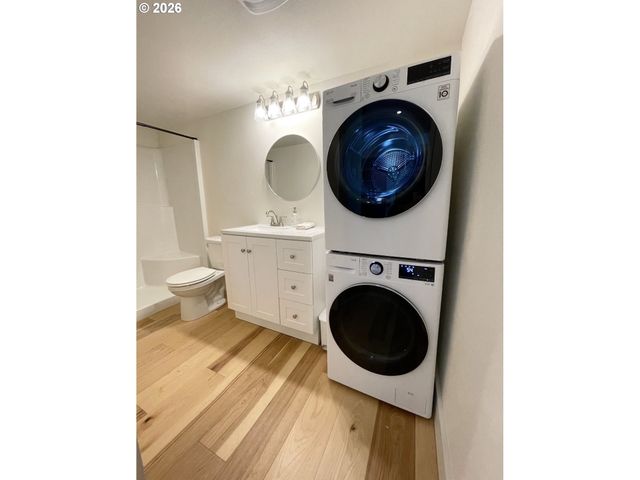 711 W 24TH St, Vancouver, WA 98660