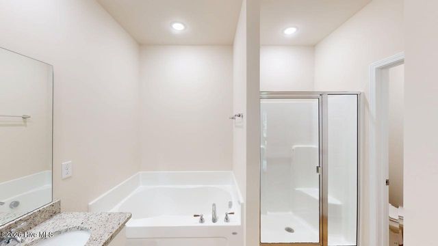 204 Grace'S Farm Road, La Grange, NC 28551