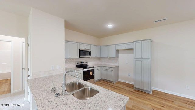 204 Grace'S Farm Road, La Grange, NC 28551