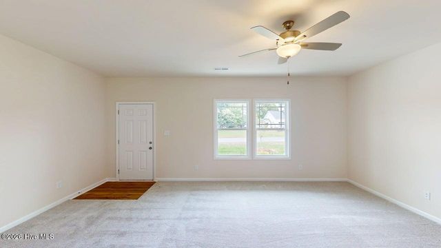 204 Grace'S Farm Road, La Grange, NC 28551