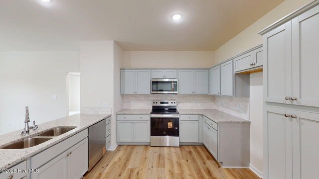 204 Grace'S Farm Road, La Grange, NC 28551