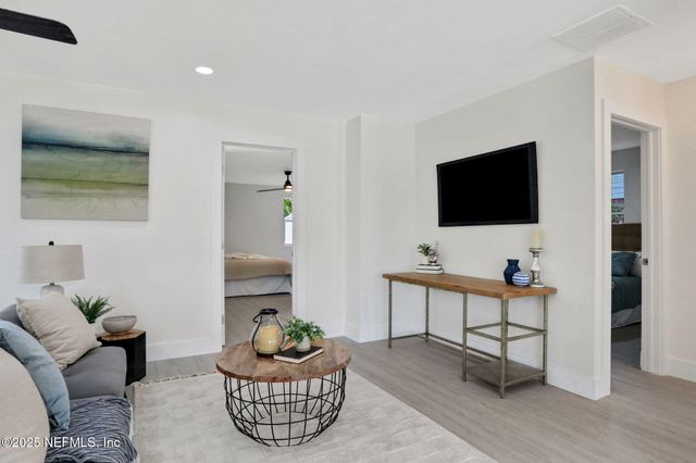 4109 TIDEVIEW Drive, Jacksonville, FL 32250