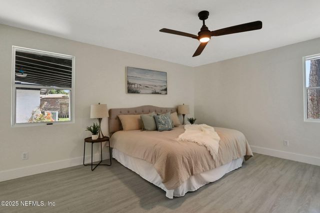 4109 TIDEVIEW Drive, Jacksonville, FL 32250