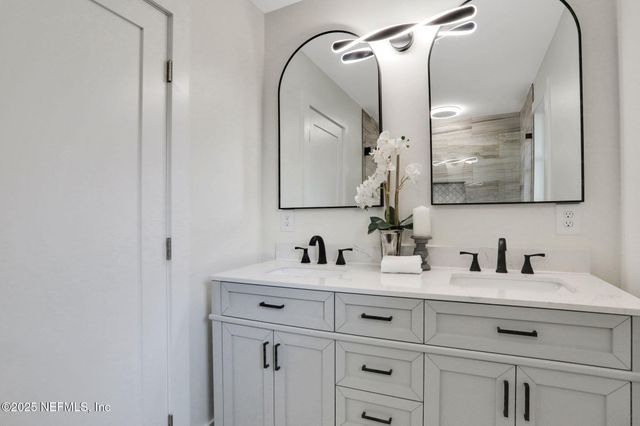 4109 TIDEVIEW Drive, Jacksonville, FL 32250