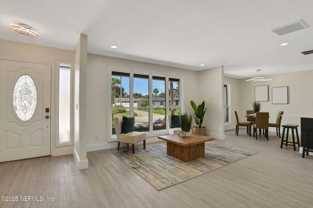 4109 TIDEVIEW Drive, Jacksonville, FL 32250