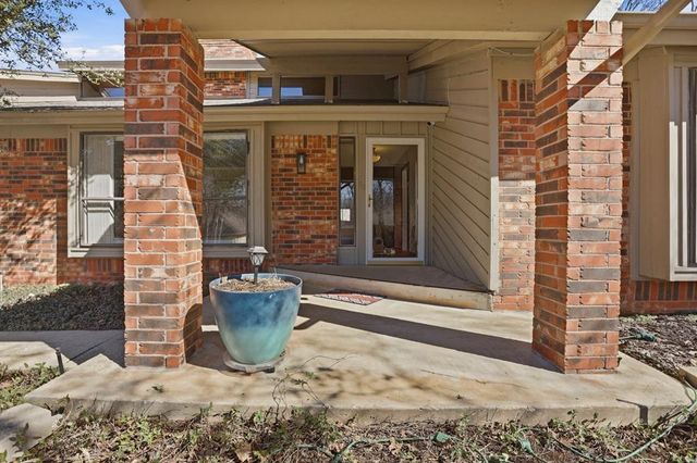 2008 Brookwood Place, Edmond, OK 73034