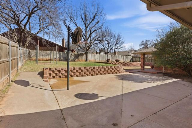 2008 Brookwood Place, Edmond, OK 73034