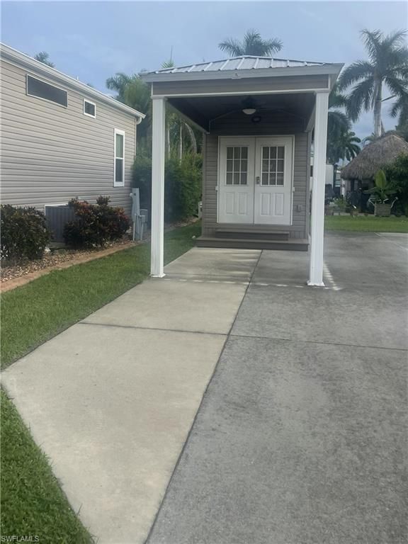 5453 Cypress Trail Resort CIR, FORT MYERS, FL 33905 — photo 2